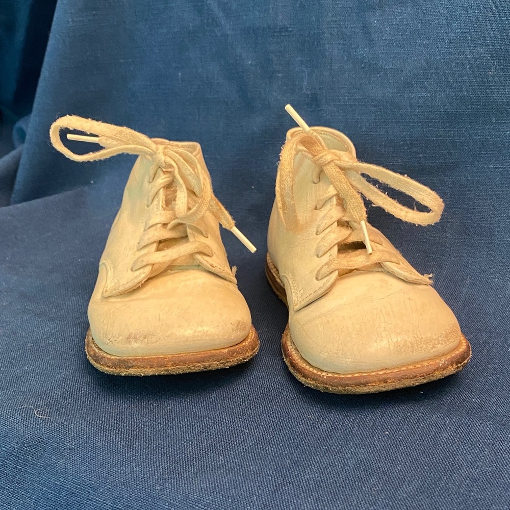 Vintage White Leather Buster Brown Baby Shoes - Great Display Pieces